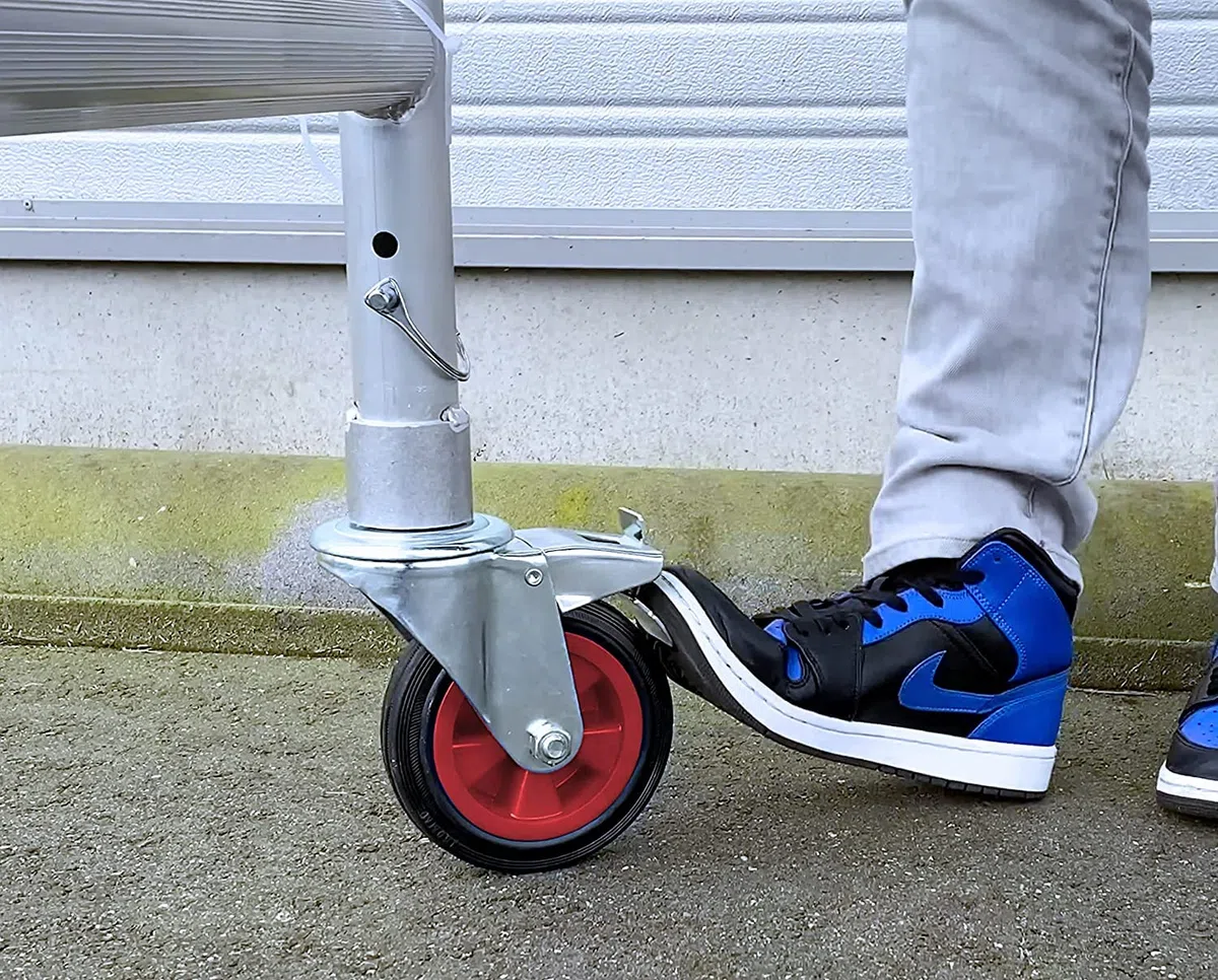 Alumexx FS 75 Klappgerüst (Red-Line) - Zimmergerust - Arbeitsgerüst - Baugerüst - Alu Gerüst - Roll Gerüst - Tragfähigkeit: 375 kg (Type A + B (4m Arbeitshöhe))