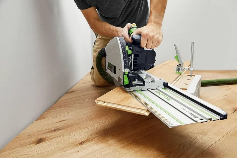Festool Tauchsäge TS 60 KEBQ-Plus 100Y Limited Edition | Limited Edition mit Führungsschiene FS 1400/2, 100 Jahre Systainer, Wood Fine Cut Sägeblatt & FSK Kappschiene kompatibel