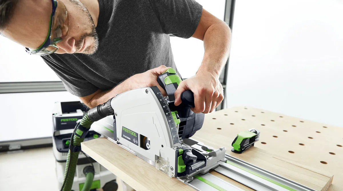Festool Tauchsäge TS 60 KEBQ-Plus 100Y Limited Edition | Mit KickbackStop, EC-TEC Motor & Kappschienen-Kombination - inklusive 100 Jahre Cap & Systainer SYS3 M 337