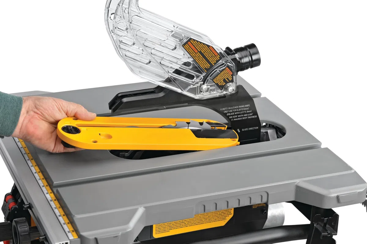 Dewalt Tischkreissäge DWE7485 (1.850 Watt, 210 mm, 65 mm max. Schnittbereich, sehr kompakt, beidseitiger Parallelanschlag, AirLock-kompatible, inkl. Sägeblatt, Schiebestock, Montagewerkzeug)