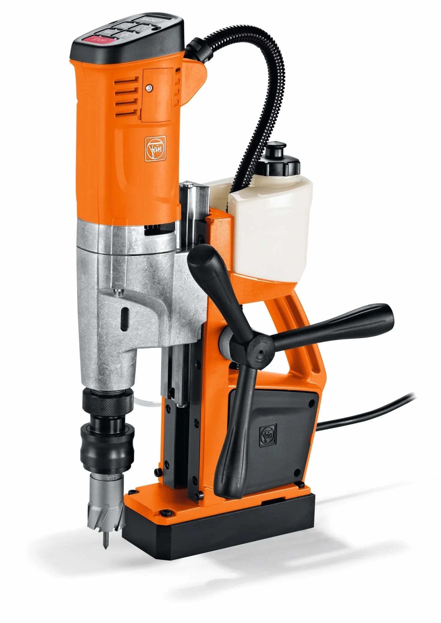 FEIN Kleine und hubstarke 1-Gang-Universal-Magnet-Kernbohrmaschine KBU 35 MQW bis 35 mit Rechts-/Linkslauf, MK2-Werkzeugaufnahme und höchster Funktionalität für flexibles Arbeiten auf der Baustelle.