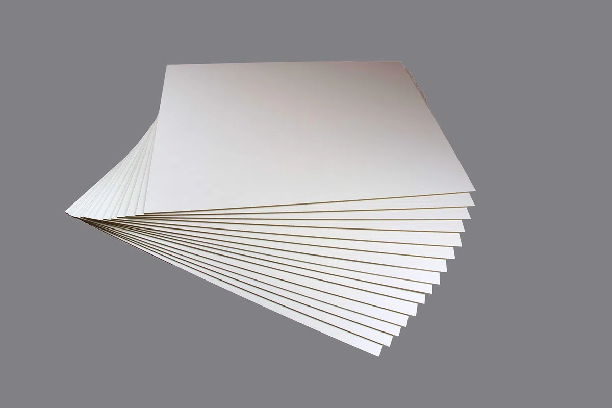 20 Stück Zuschnitte MDF Holzwerkstoff Platten Einseitig Weiß lackiert 60x80 cm 2,5 mm stark 80x60 cm Format passgenau in mm 600 x 800
