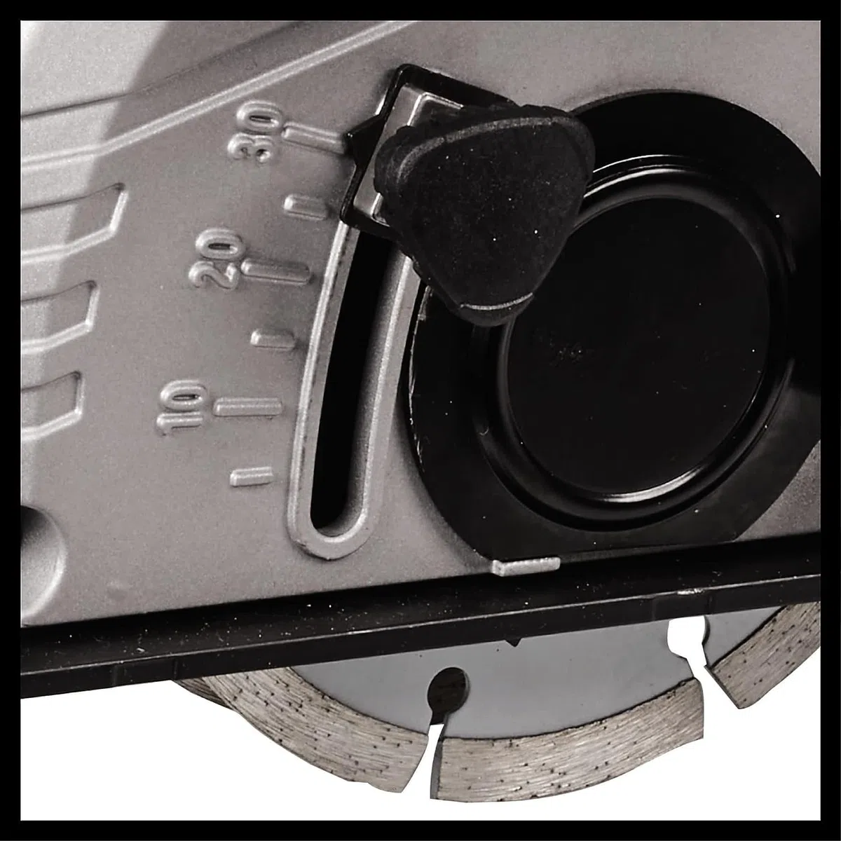 Einhell Mauernutfräse TE-MA 1500 (1.500 Watt, stufenlose Frästiefeneinstellung, flexible Schnittbreiteneinstellung, Softstart, inkl. Tasche + 2 Diamant-Trennscheiben)