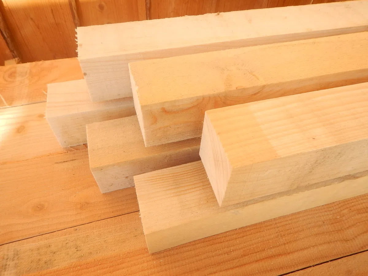 FICHTE TANNE 120x120 mm Balken 12x12 cm Kantholz Pfosten Rahmen sägerau Bauholz 100cm Länge (1)