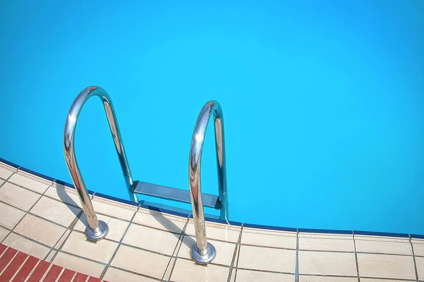 PECTRO Schwimmbadfarbe für Becken 4L - Beton Poolfarbe für Zement - Verhindert Algenbildung - Schwimmbeckenfarbe (Ozeanblaue)