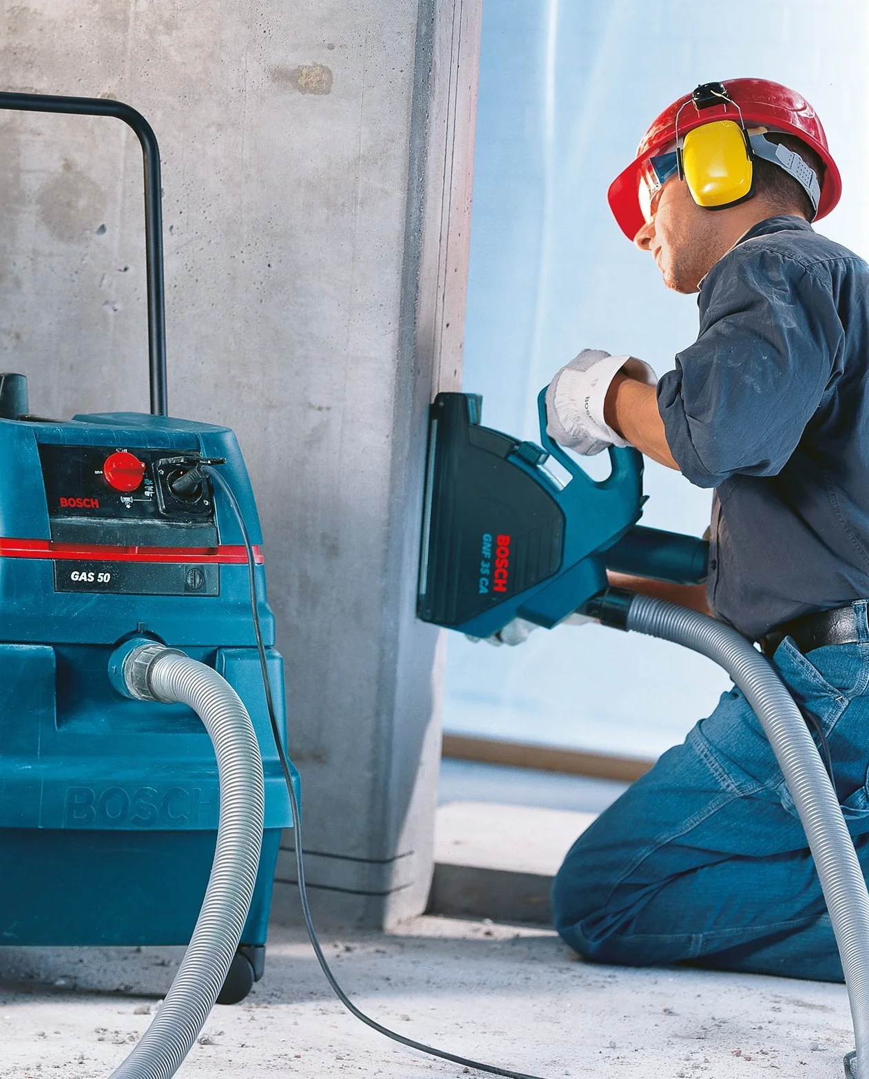 Bosch Professional Mauernutfräse GNF 35 CA (Leistung 1.400 Watt, Scheiben-Ø150mm, 7x Distanzscheibe, inkl. Handwerkoffer)