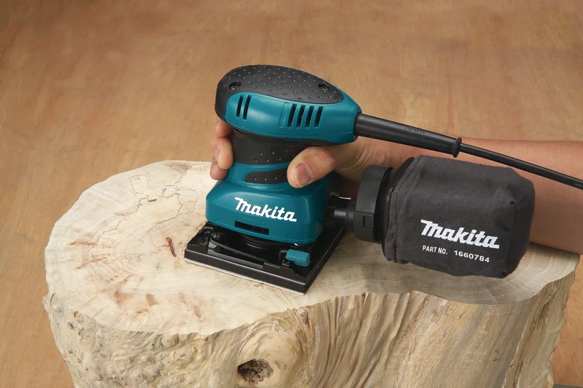 Makita BO4555 Faust-Schwingschleifer 112 x 100 mm