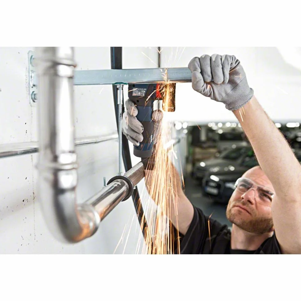 Bosch Professional 12V System Akku Winkelschleifer GWS 12V-76 (inkl. 1x Hartmetall-Trennscheibe, 1x Carbide Multi Wheel, 76 x 10 mm, 2x Inox-Trennscheibe, Schutzhaube, Einlage, ohne Akku/ Ladegerät)
